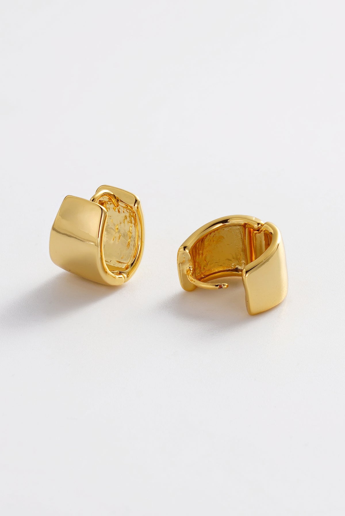 Riley Hoop Gold