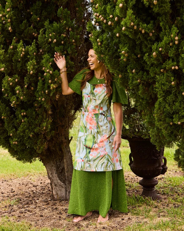 Bush Waltz Apron