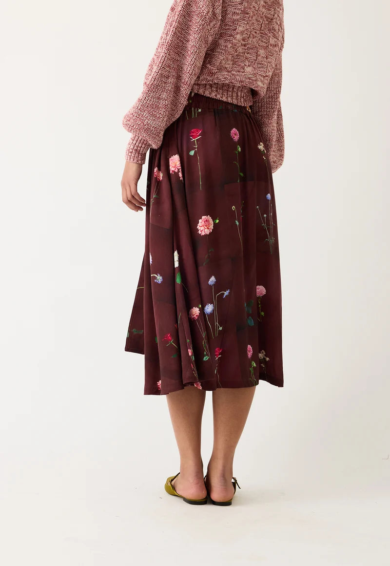 Porcelain Tie Skirt